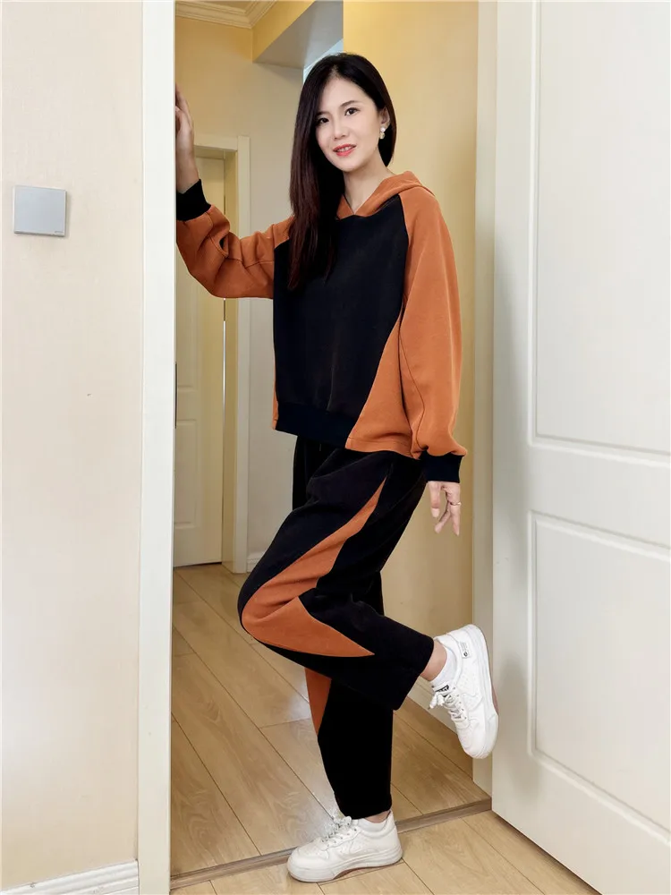 

Комплект спортивной одежды большого размера для женщин: модный свитшот и брюки на весну-осень, премиум-качество, длинный рукав