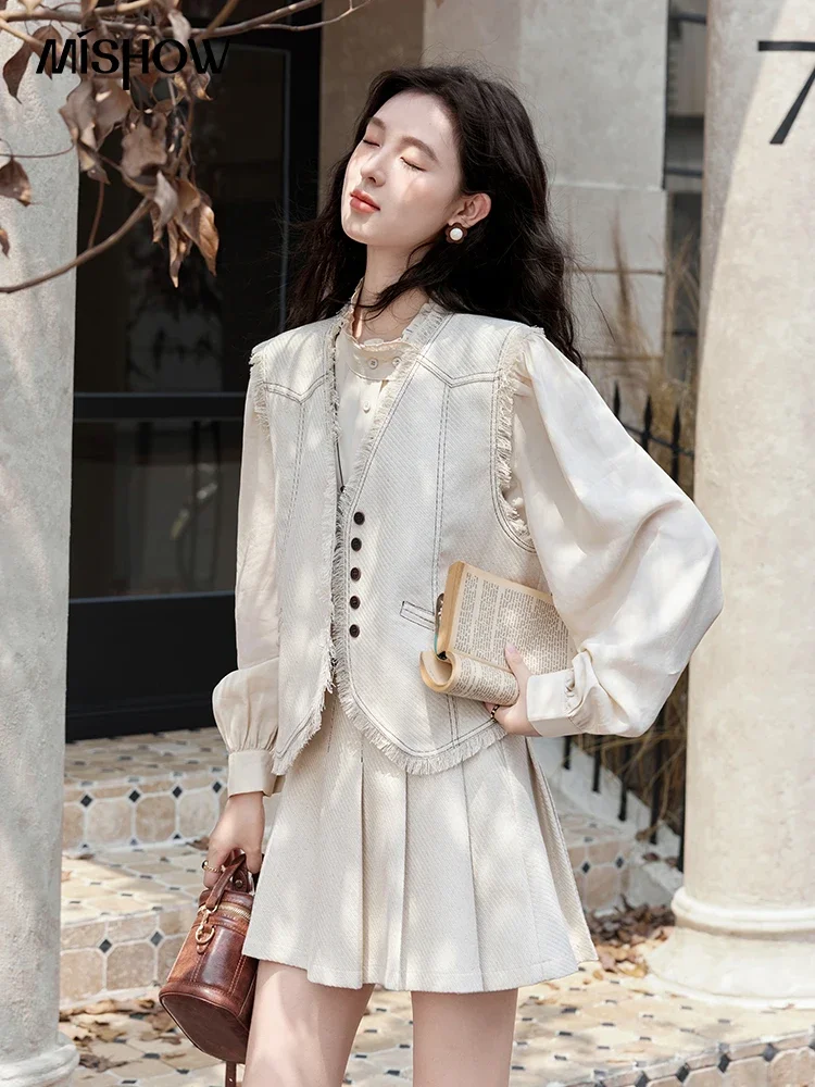 MISHOW Vintage Women Shirt Vest Coat Short Skirt Separately 2024 Fall Winter French Apricot Stand Neck Shirt Sweet  MXD48C0365