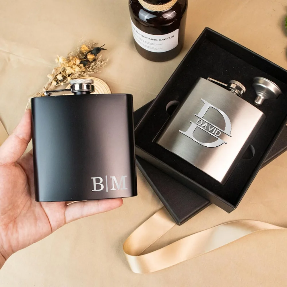 Customizable DIY Engraved Pocket Flask, A Personalized Flask Designed Specifically for Men, Made of Stainless Steel