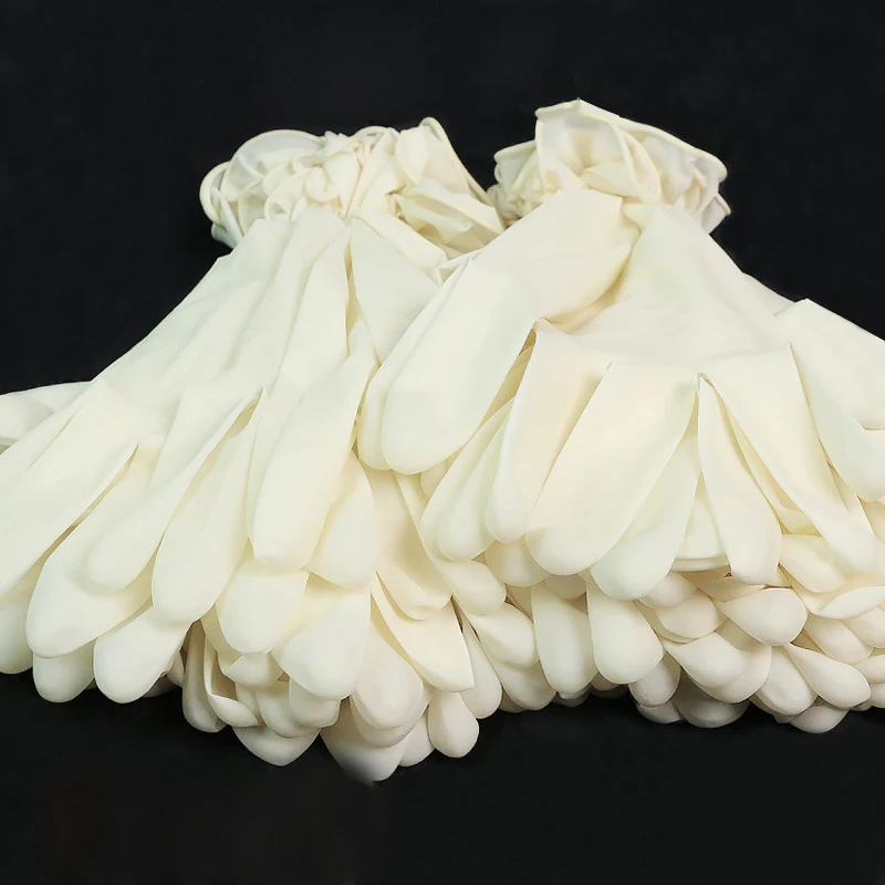 

100Pcs/Set Disposable Work Gloves White Latex Cleaning Food Gloves Universal Household Garden Cleaning Gloves for Home Cleaning