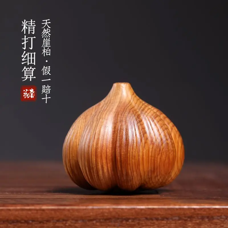 Natural Thuja Solid Wood Carving, Fine Calculation, Wood Carving, Garlic Handle, Ornaments, Literary Play Desktop Home Crafts