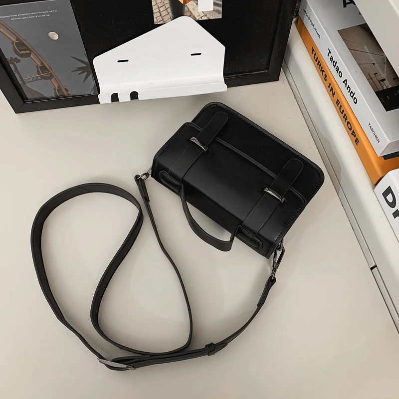 Spring 2025 Men's Crossbody Mini Box Bag Casual Trendy Couple's Shoulder Bag Hard PU Leather Zipper Closure Neutral Minimalist