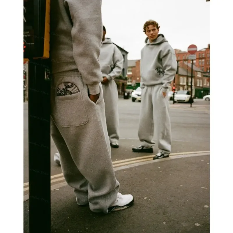 

Y2K New Street Wear Punk Hip Hop Men Suit American Gothic Harajuku Embroidery Design Jumper Oversized Casual Loose Sports Suit