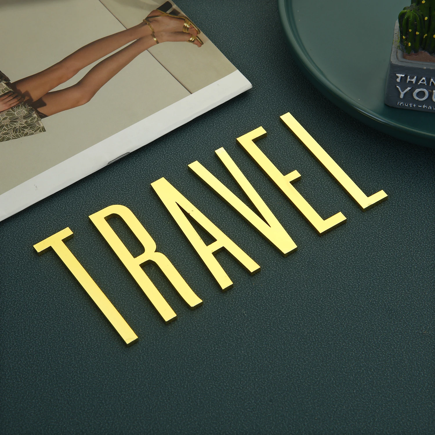 Złoty samoprzylepny numer domu Metalowe angielskie litery alfabetu do pokoju mieszkalnego Tablica na drzwi Stół Skrzynka pocztowa Numer Naklejki 7cm