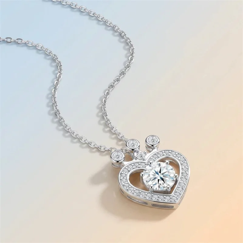 ZFSILVER Fashion Luxury Classic Fine s925 Silver Moissanite Design Crown Heart Necklace Charms Women Accessories Jewelry N17889