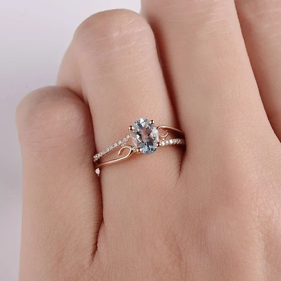 New 925 Sterling Silver Egg Shaped Gemstone Fashion Light Luxury Ring Elegant Hand Jewelry For Women Daily Wear And Gift