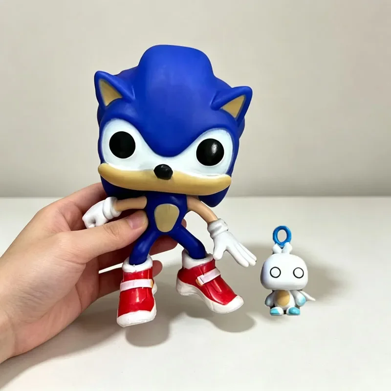 Niedliche Igel-Spielcharakter-Vinylfigur, Sammlerstück, Tischdekoration, Geschenk für junge Spielfans und Hobbyliebhaber – Detail 2