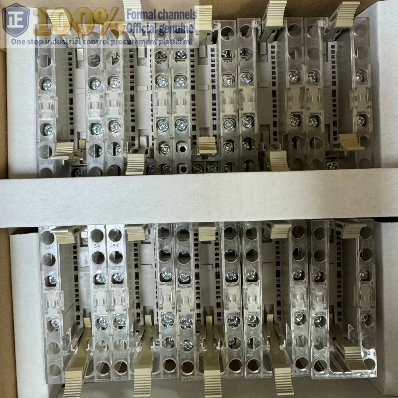 P7SA-10F-ND DC24 P7SA-14F-ND DC24 100% قاعدة مرحل أصلية جديدة