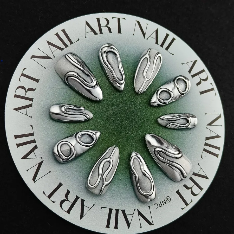 مجموعة مكونة من 10 قطع مع أظافر صناعية مضغوطة يدويًا وأظافر صناعية معدنية وبدلة أظافر صناعية فضية، مناسبة لحفلات نهاية الأسبوع