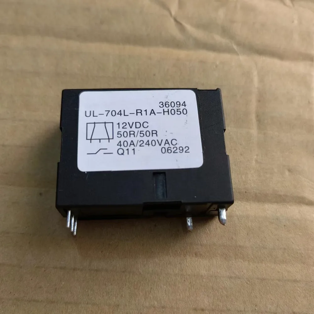 

Горячая точка UL-704L-R1A-H050 Реле 12 В постоянного тока 50R/50R 40 А