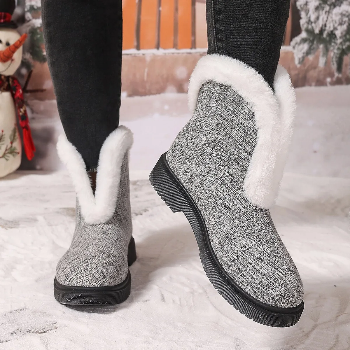 2024 vendita calda scarpe per le donne nuovi stivali da donna invernali punta tonda Solid Flock peluche tacchi bassi caldi comodi stivali da neve