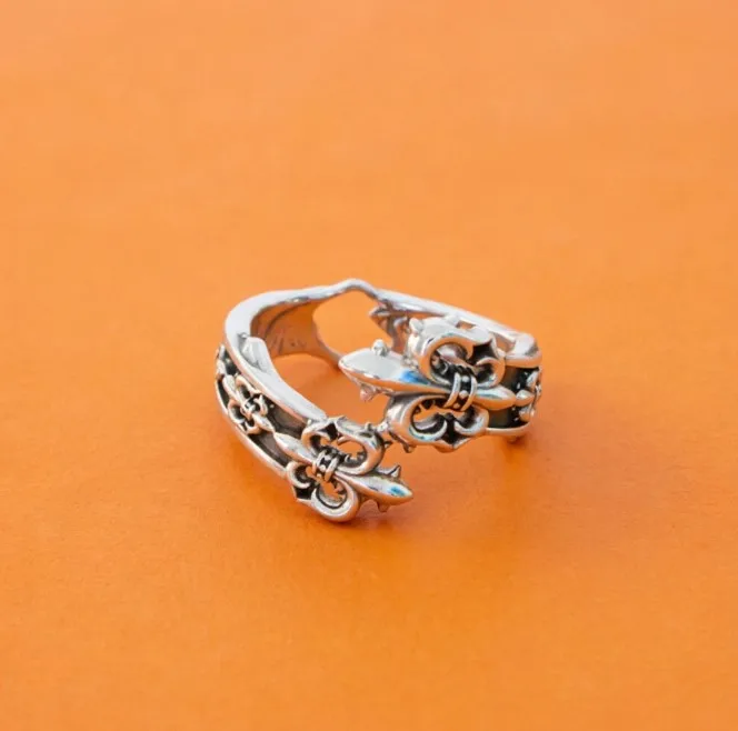 S925 Sterling Silver Retro Thai Silver Men's and Women's Fashion and Atmosphere Crusader Flower Boat Anchor European and America