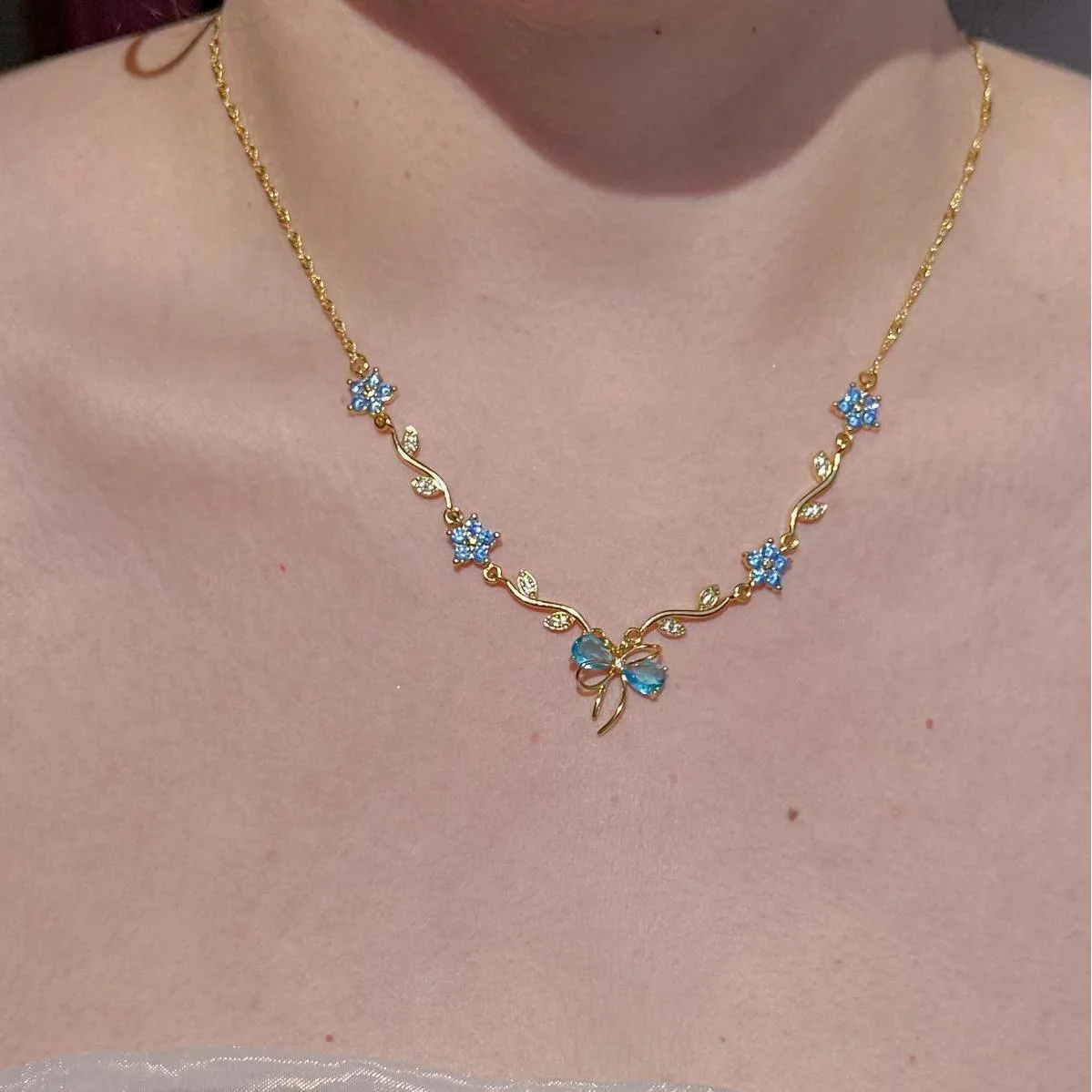 Elegante collar de circón con lazo de flor de cerezo para mujer Y2K, collar con colgante de flores de cristal para niñas dulces, regalo de joyería para fiesta y boda