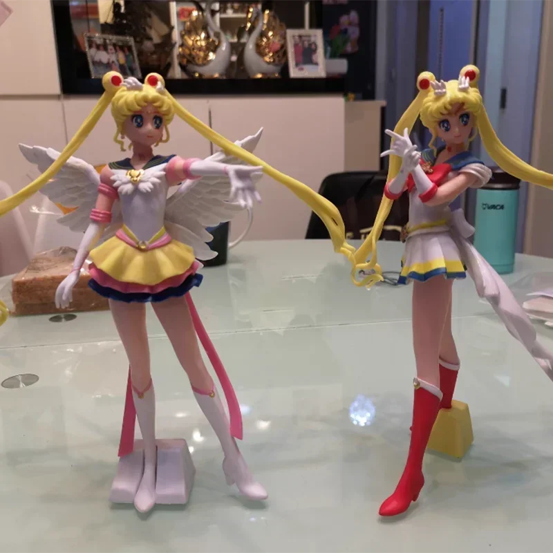 24cm Eternal Sailor Moon Figures Anime Tsukino Usagi Action Figure Eternal Tiare Pvc Room Decor Collection Model Toys Gifts