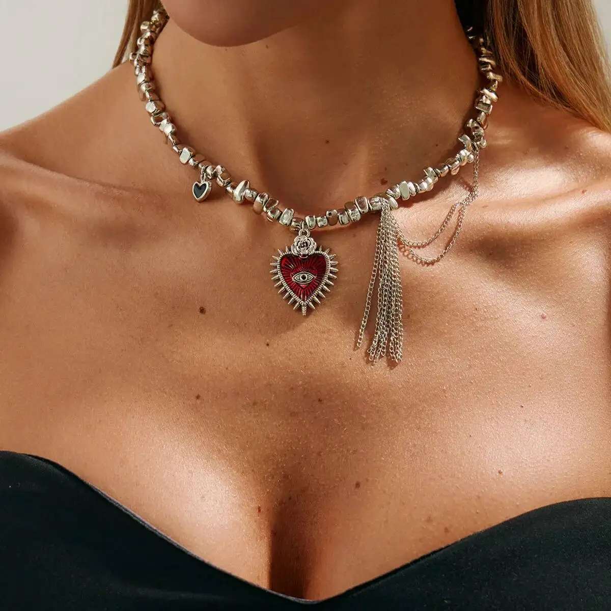 KunJoe New Gothic Red Eye Heart Pendant Necklace for Women Retro Irregular Acrylic Beaded Short Choker Fashion Halloween Jewelry