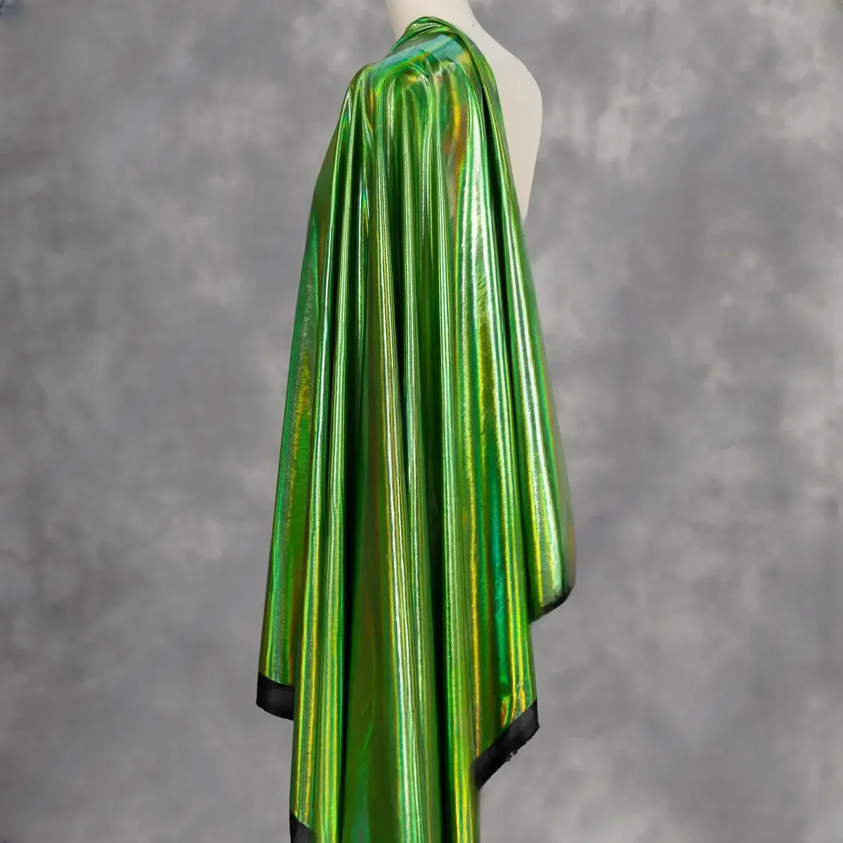 Tela de LICRA iridiscente verde brillante, Material elástico para costura DIY, vestido de novia, 150cm de ancho, vendido por el metro