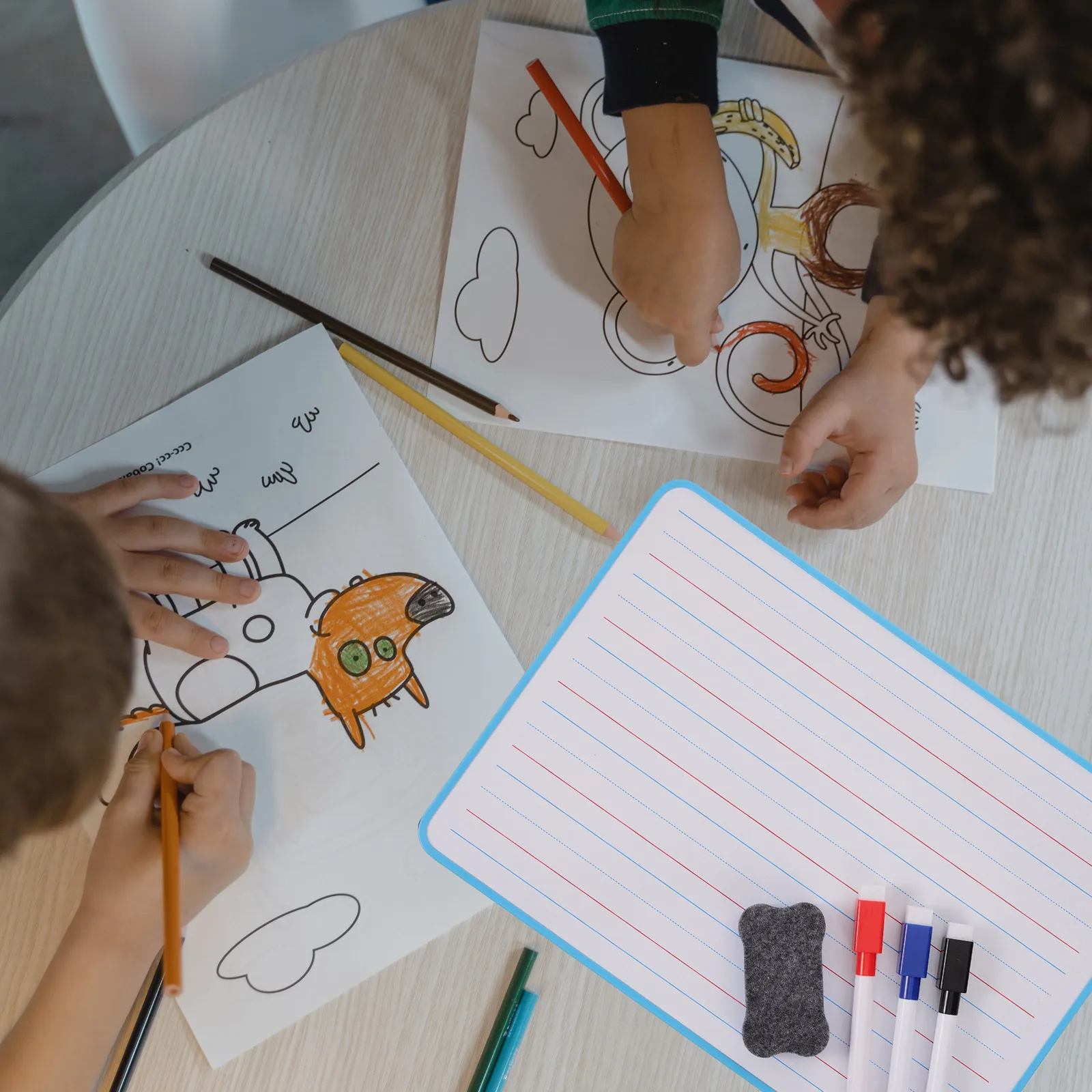 

Children Drawing Board A4 Size Double Sided Lined Whiteboard Dry Erase Kids Writing Plastic Portable Reusable Toy