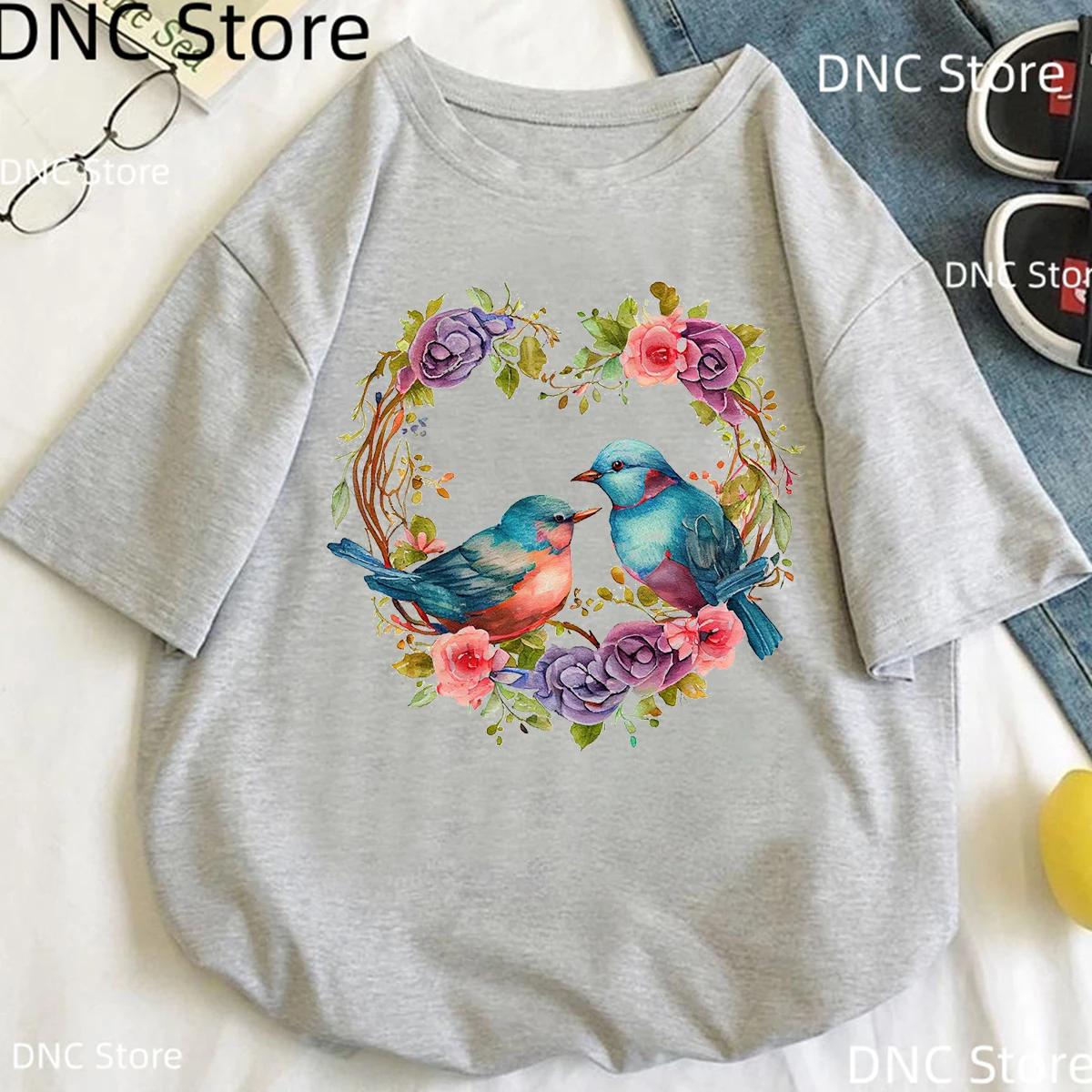 Watercolor Camera Magpie Bird Animal Print Tshirt Women Fashion Harajuku Shirt 2024 New Femme T-Shirt Grey Tshirt Top Wholesale