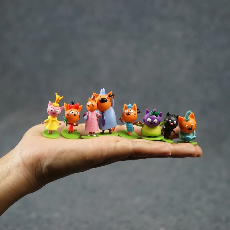 3-4cm Happy Three gattini Action Figure giocattoli kid e cats collezione di decorazioni Figurine modello giocattolo per bambini regali di natale