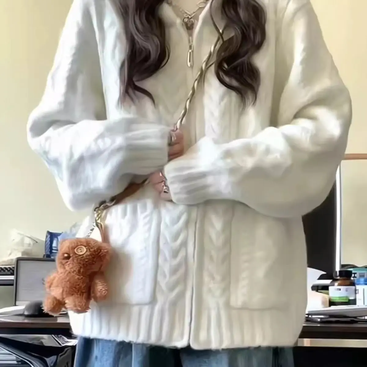 

Early Lazy White Zipper Cable Knit Sweater For Women 2026 New Autumn Winter Loose Cardigan Coat Top