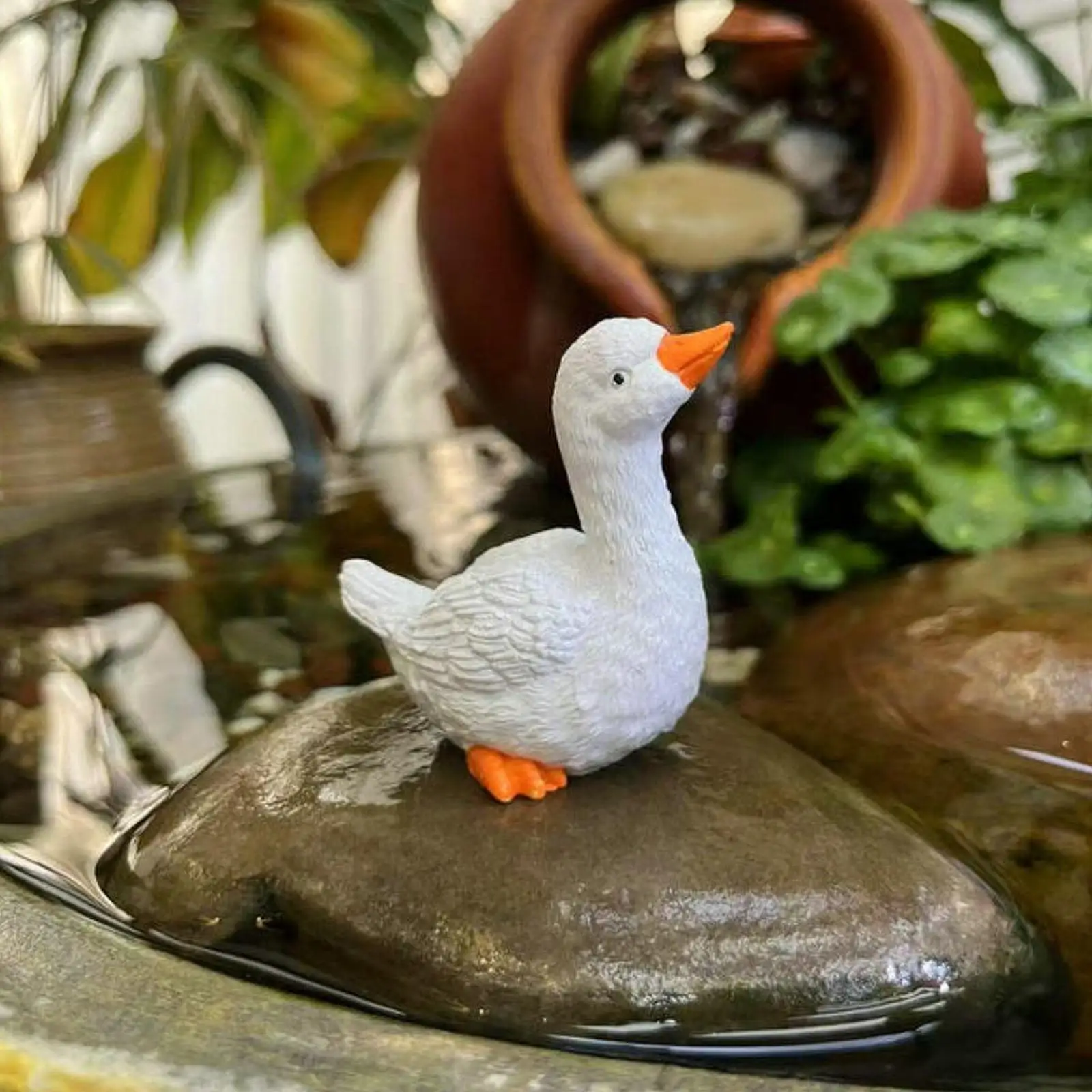 3Pcs Duck Sculptures Garden Duck Statues Resin Animal Figurines for Fish Tank Yard Poolside Rockery Landscape Porch Decoration