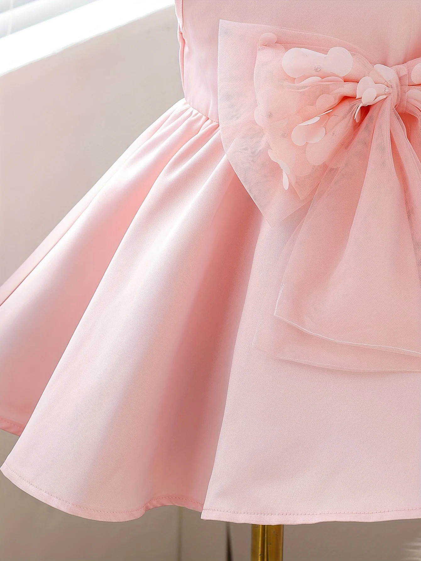 فستان صيفي جميل بفيونكة كبيرة للفتيات الصغيرات، ملابس أساسية للطفل اللطيف، مناسبة للتجمعات وأعياد الميلاد وما إلى ذلك.