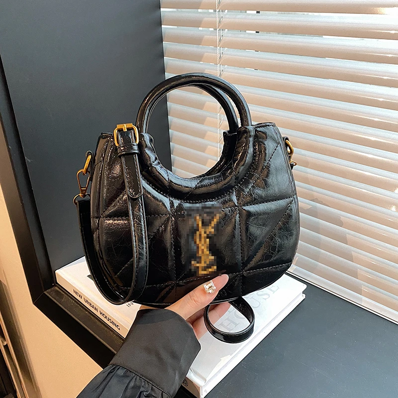 2024 New Classic Armpit Shoulder Bag French Golden Handbag Women Brand Bags Fashion Female Single Shoulder Bag Classic Clutches