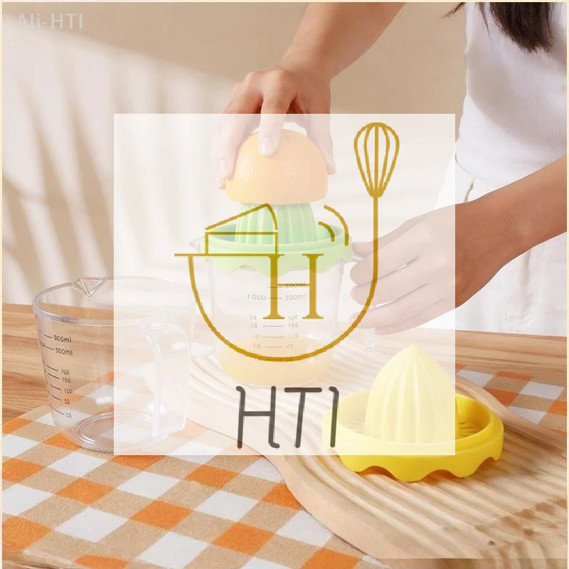 1Pcs Fruits Lemons/Citrus Small Portable Juicer Manual Juicer Fruit Hand Squeeze Juicer For Home Kitchen Trips