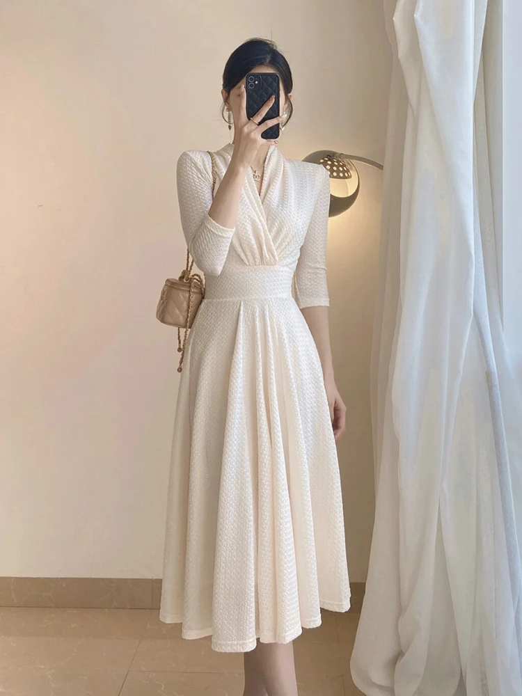 abito-lungo-elegante-vintage-a-vita-alta-estivo-2026-design-leggero-di-lusso-stile-dea-per-appuntamenti-ed-eventi-sociali