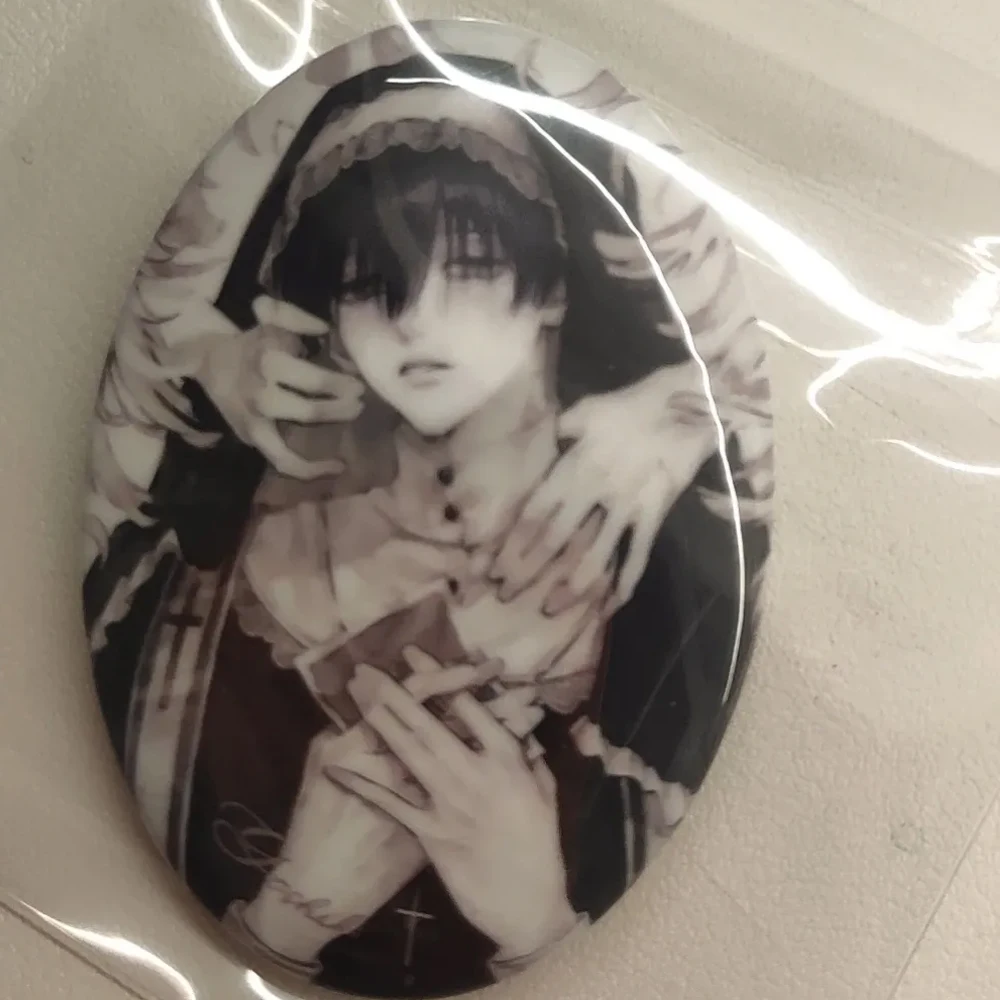 애니메이션 여름 히카루는 죽었다 요시키 츠지나카 코스프레 배지 틴플레이트 핀 유니섹스 브로치 백팩 장식 할로윈 소품