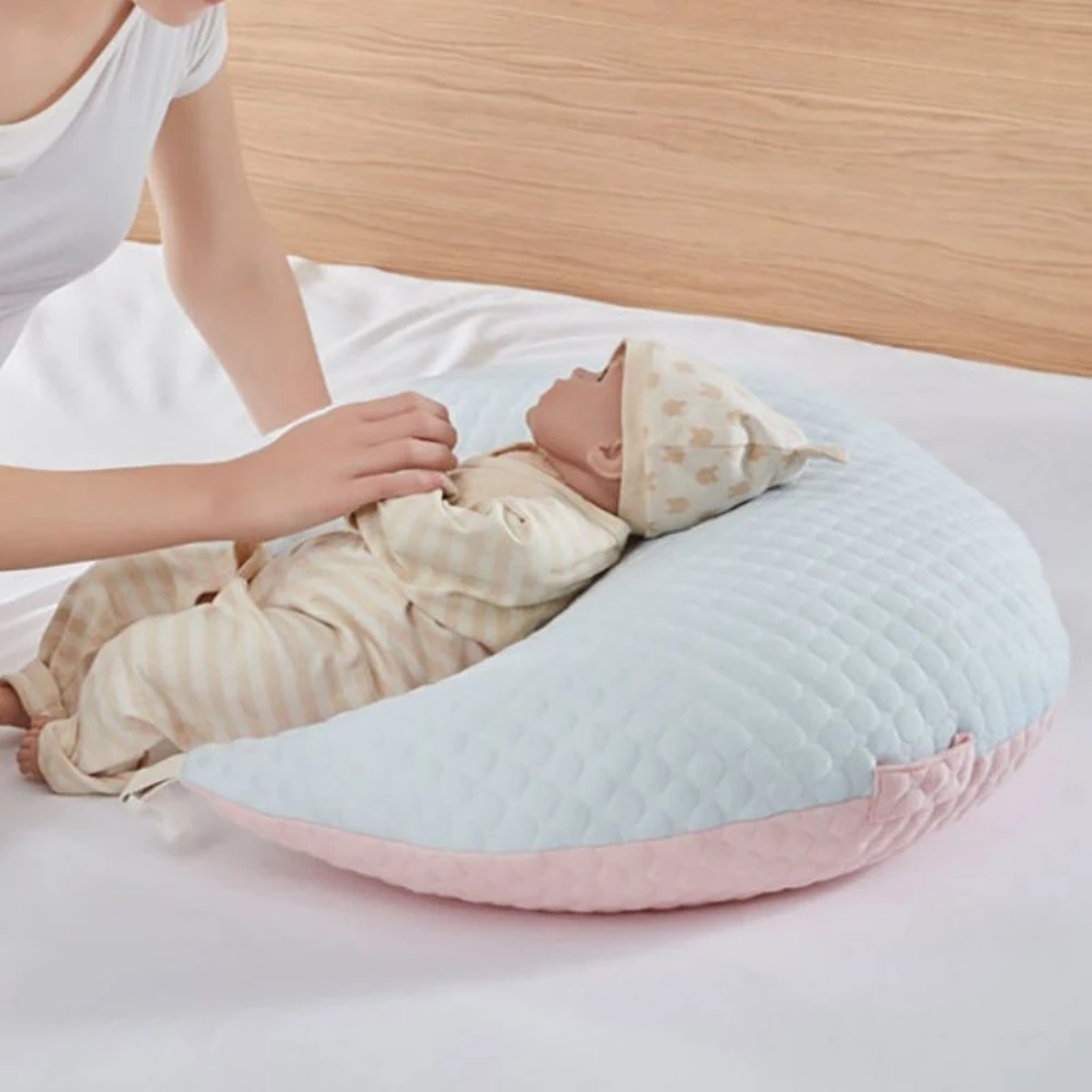 Almohada de lactancia antisaliva para bebé recién nacido, protección desmontable, cojín antivuelco, color rosa, almohada de lactancia infantil