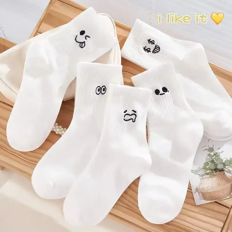 Calcetines de dibujos animados para mujer, medias de tubo medio, cuello redondo, patrón de expresión lindo, moda informal, transpirable, otoño, 5 pares