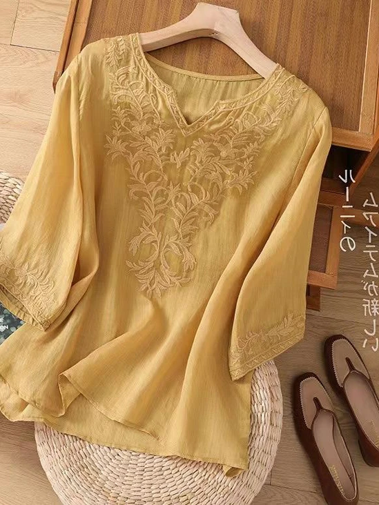 

Свободная хлопково-льняная рубашка с V-образным вырезом и вышивкой, с коротким рукавом, женская летняя новинка, приталенный топ для женщин среднего возраста