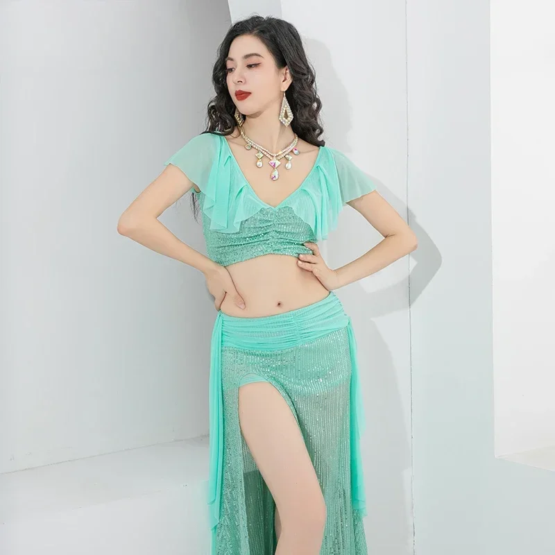 Belle lumière féerique de luxe à paillettes, costume d'entraînement de danse orientale pour femmes adultes, vêtements d'entraînement de danse du ventre