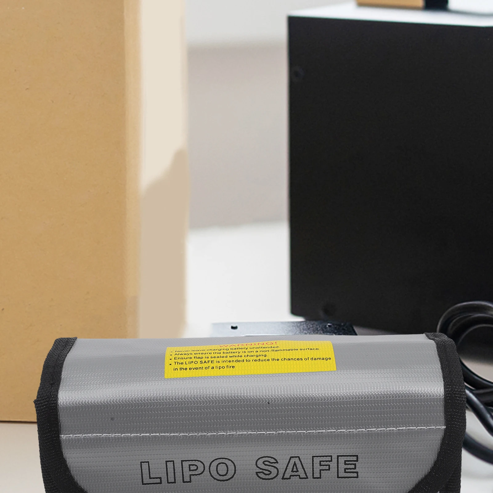 

Protection Bag Fireproof High Temp Resistance Durable Storage Pouch for Lipo Safety Portable Aluminum Material
