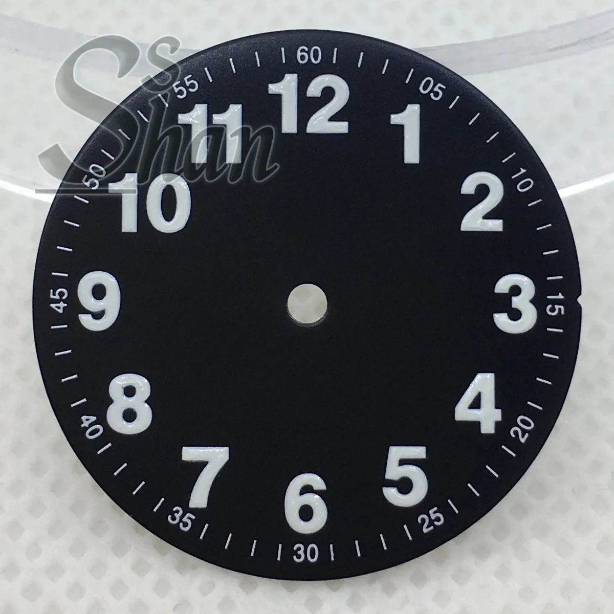 Le cadran à chiffres arabes de 29 mm est en noir blanc bleu vert Il convient au remplacement des mouvements NH35 NH36 ETA2824 ETA2836 PT5000