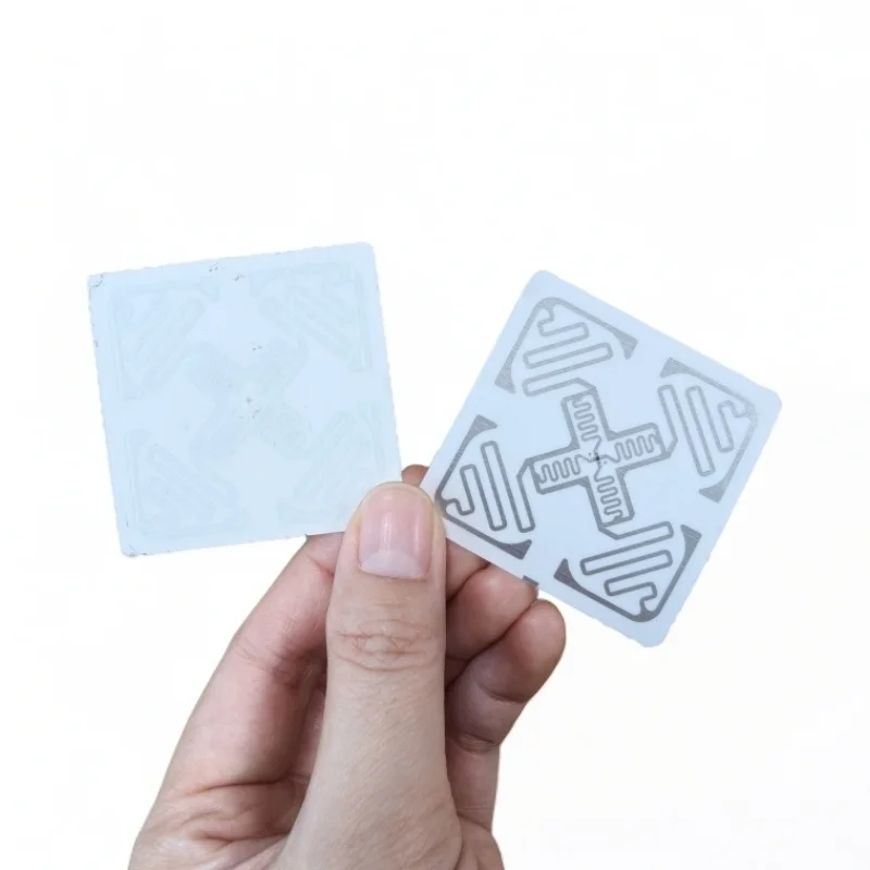 1000 Pieces RFID KM4Q 860-960MHz Mini Tag KM4 Label UHF RFID Sticker for Logistics Warehouse Management（Reading distance 12M）