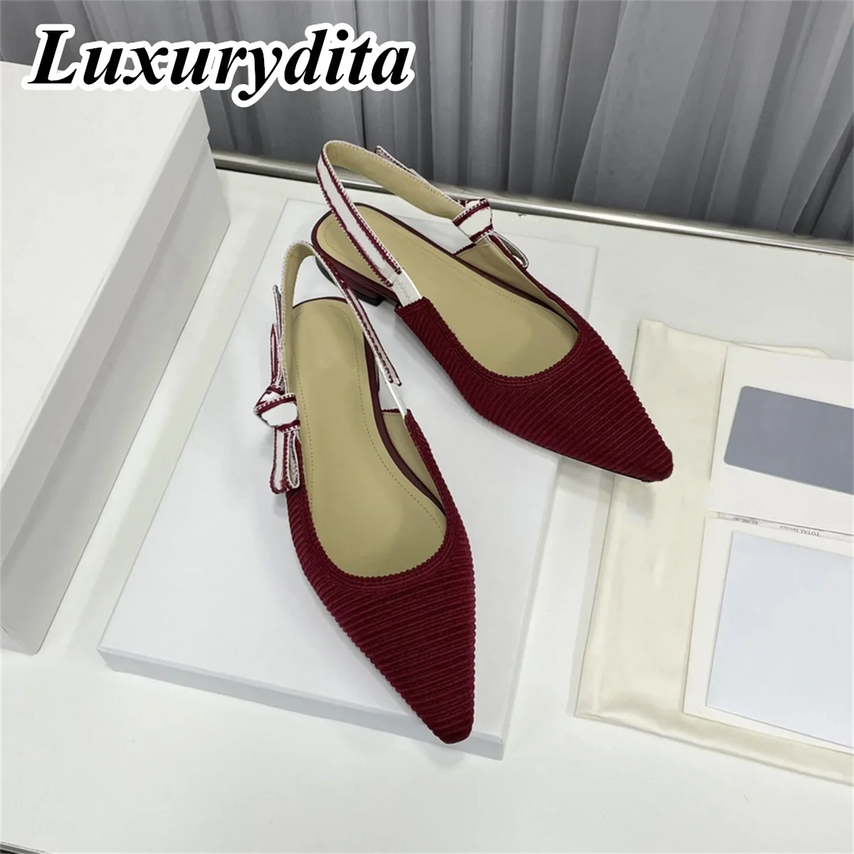 

Top Quality Luxury Womens Sandal Casual Lace Flat Fashion Embroidered Muller Shoes Designer Silk Leather Soled High Heel