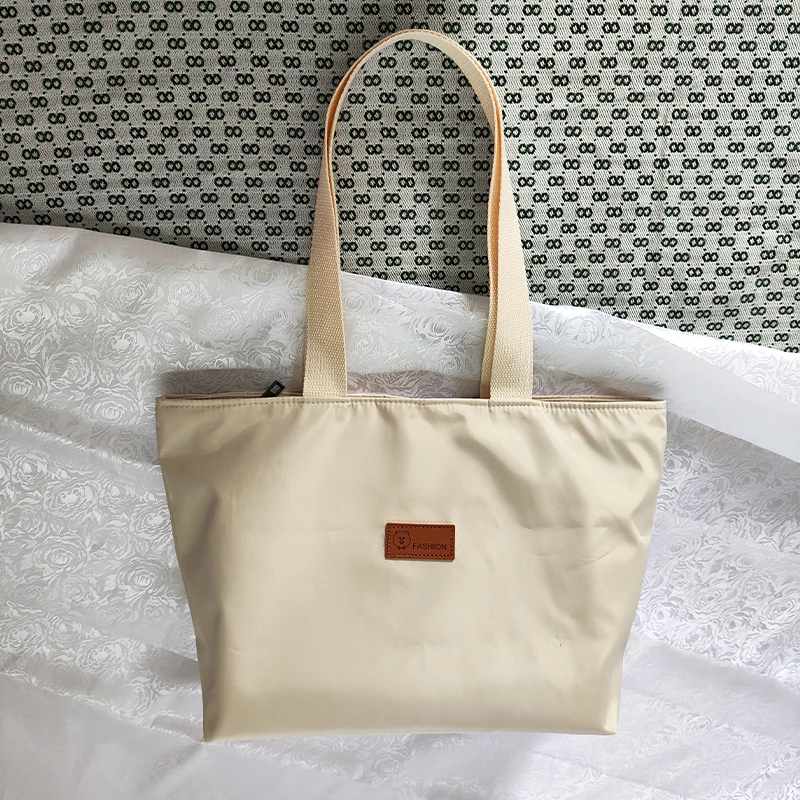 Nylon bag Women's fashion Tote bag small fresh casual student bag High appearance level commuter shoulder bag cloth bag