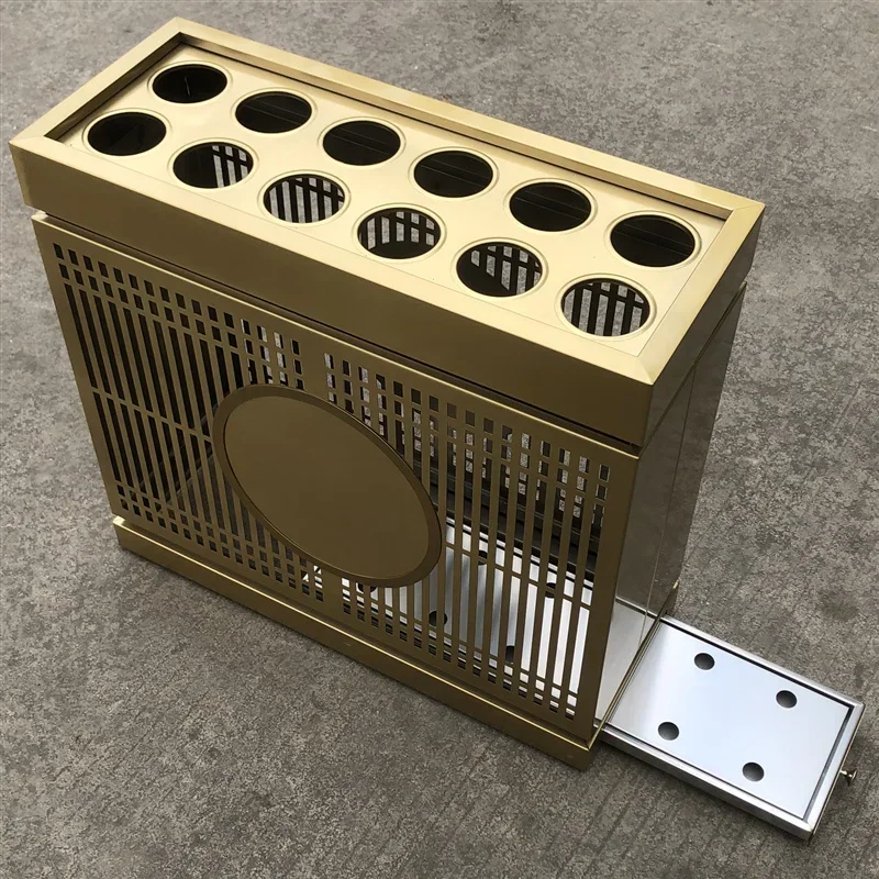High-grade stainless steel, umbrella frame,umbrella storage cabinet at the entrance of the shopping mall in the sales department