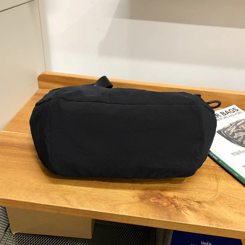 Versatile Women\'s Large Capacity Nylon Cloth Single Shoulder Crossbody Bag Trendy Simple Casual Sports Storage Dumpling Bags