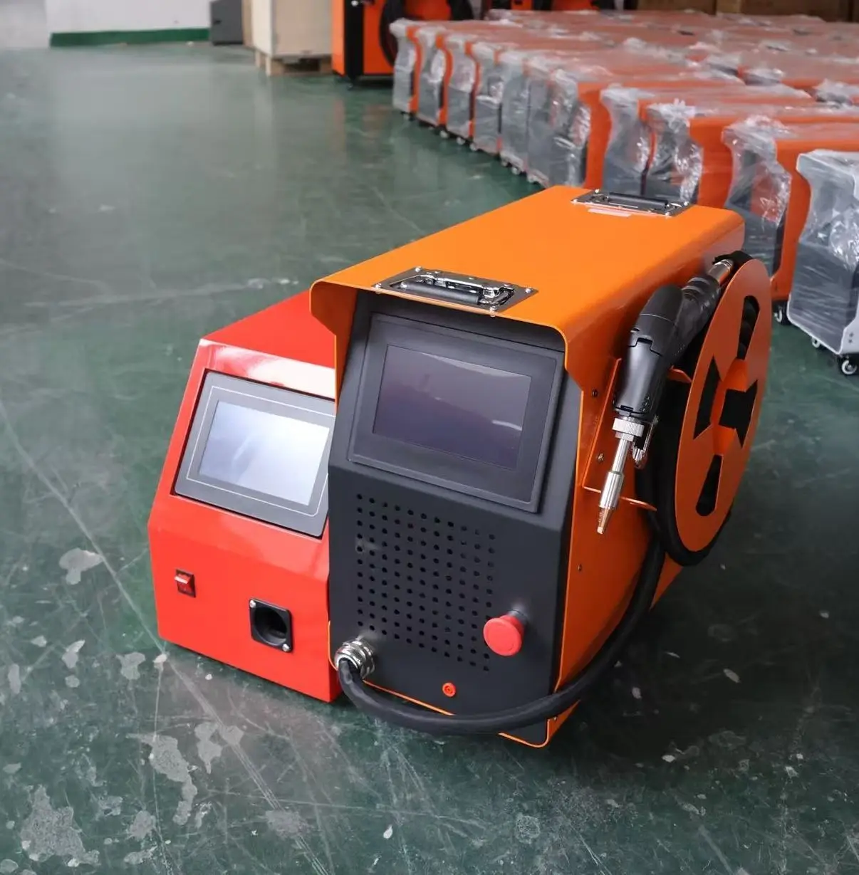

800W-2000W Portable Four-in-One Air-Cooled Laser Welding Machine, Suitable for Mobile Operations