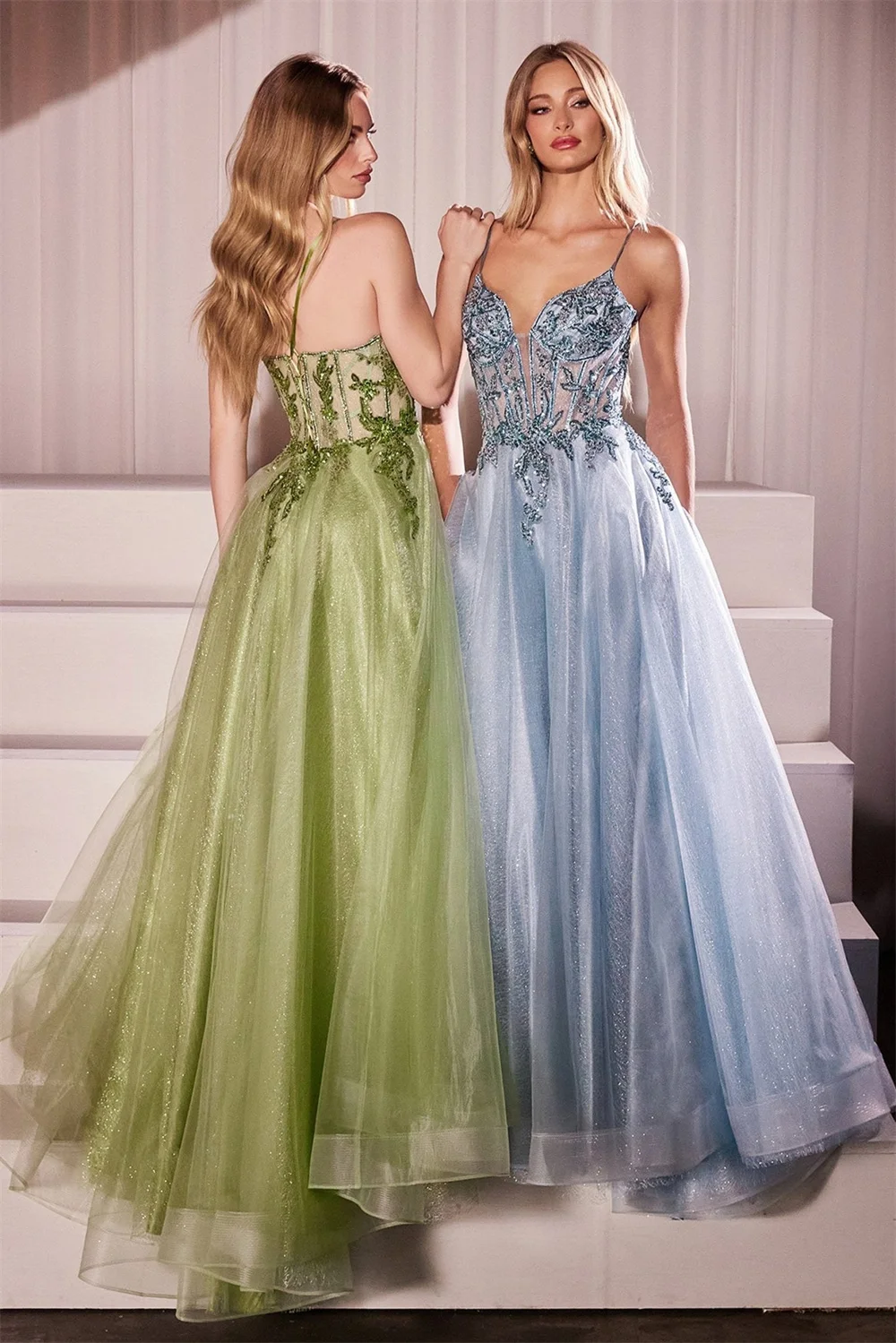 Tulle Spaghetti Straps Sweetheart Prom Dresses Sheer Corset Lace Appliques Beaded Sleeveless Evening Gowns A-line Long Ball Gown