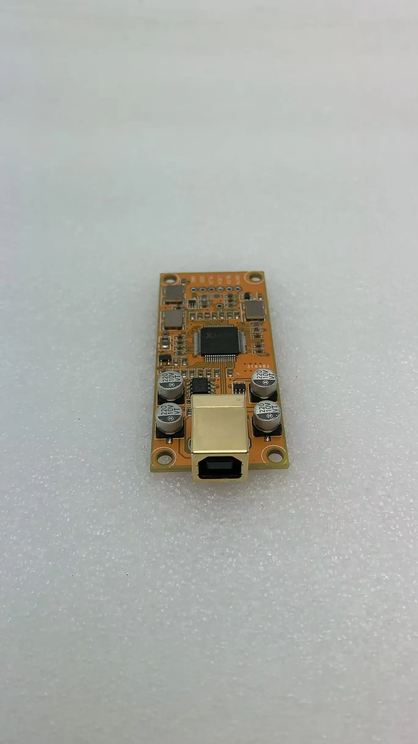 การ์ดลูก U8 XMOS รองรับการ์ดลูกสาวสำหรับเครื่องขยายเสียงสัญญาณเสียง HIFI DIY