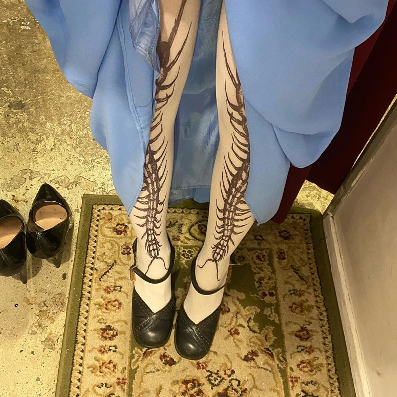 Aesthetic Retro 2000s Y2k Style Women's White Punk Fashion Casual Socks Novel Fashion Cute Socks Street Wear Emo Girls Gothic