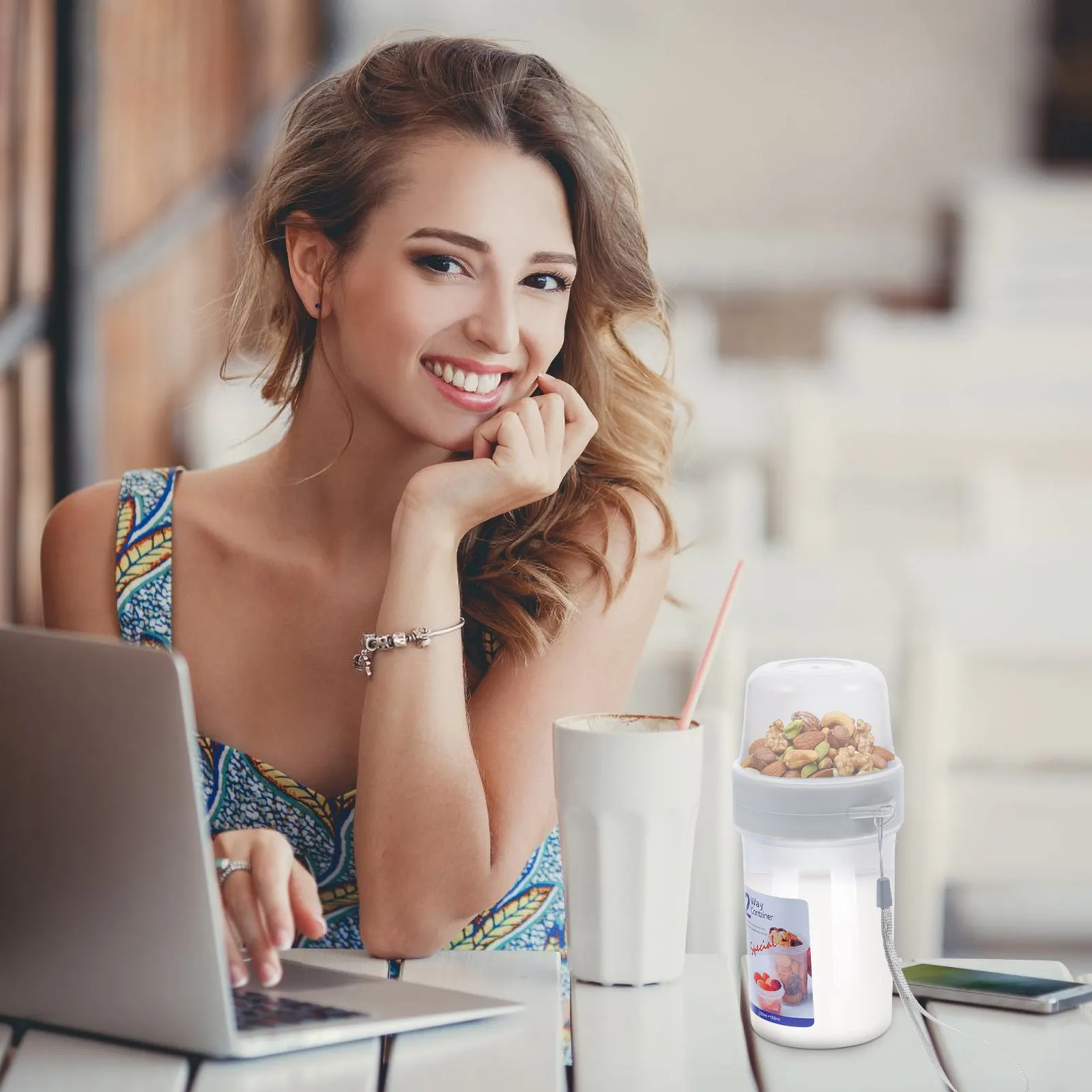 

Двухслойная портативная чашка для завтрака с ремешком для фруктов, хлопьев, овсянки, йогурта, герметичный контейнер для хранения продуктов с функцией сохранения свежести