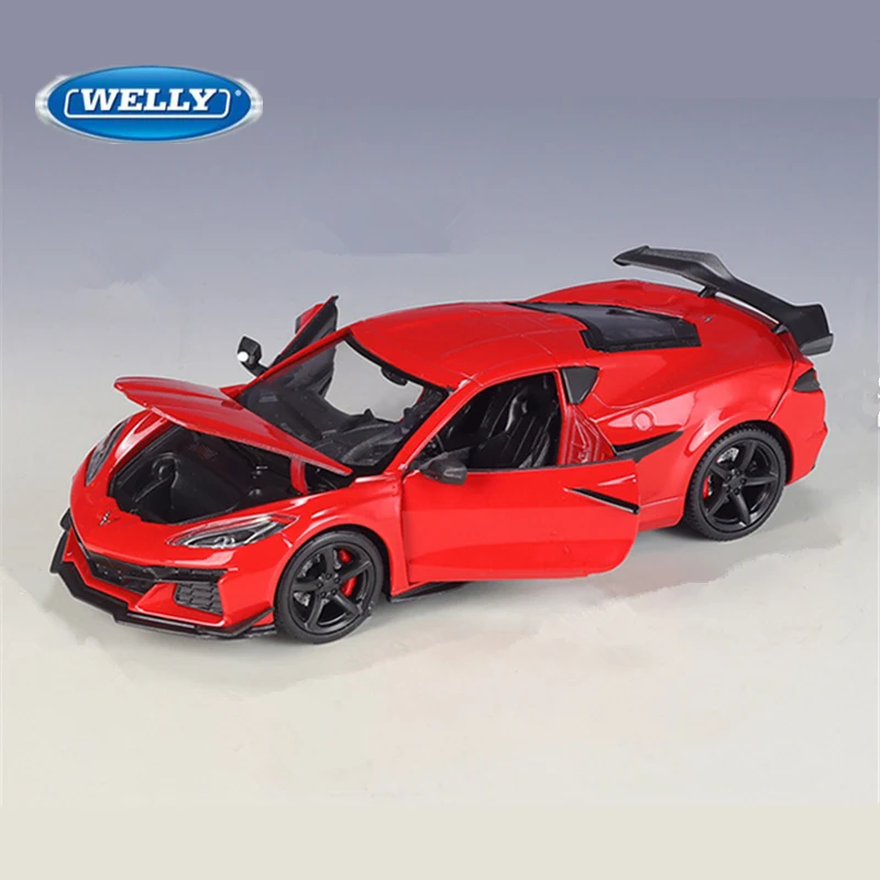 WELLY 1:24 2023 Chevrolet Corvette Z06 Alloy Sports Car Model Diecast Racing Car Model Simulation Collection Childrens Toys Gift