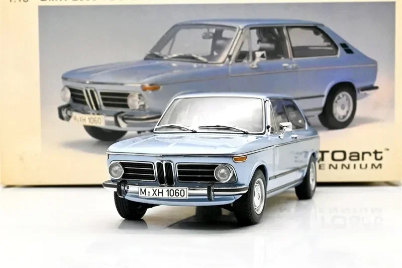 Autoart 1:18 2002 Touring Blue Simulation Limited Edition All Open Alloy Metal Static Car Model Toy Gift