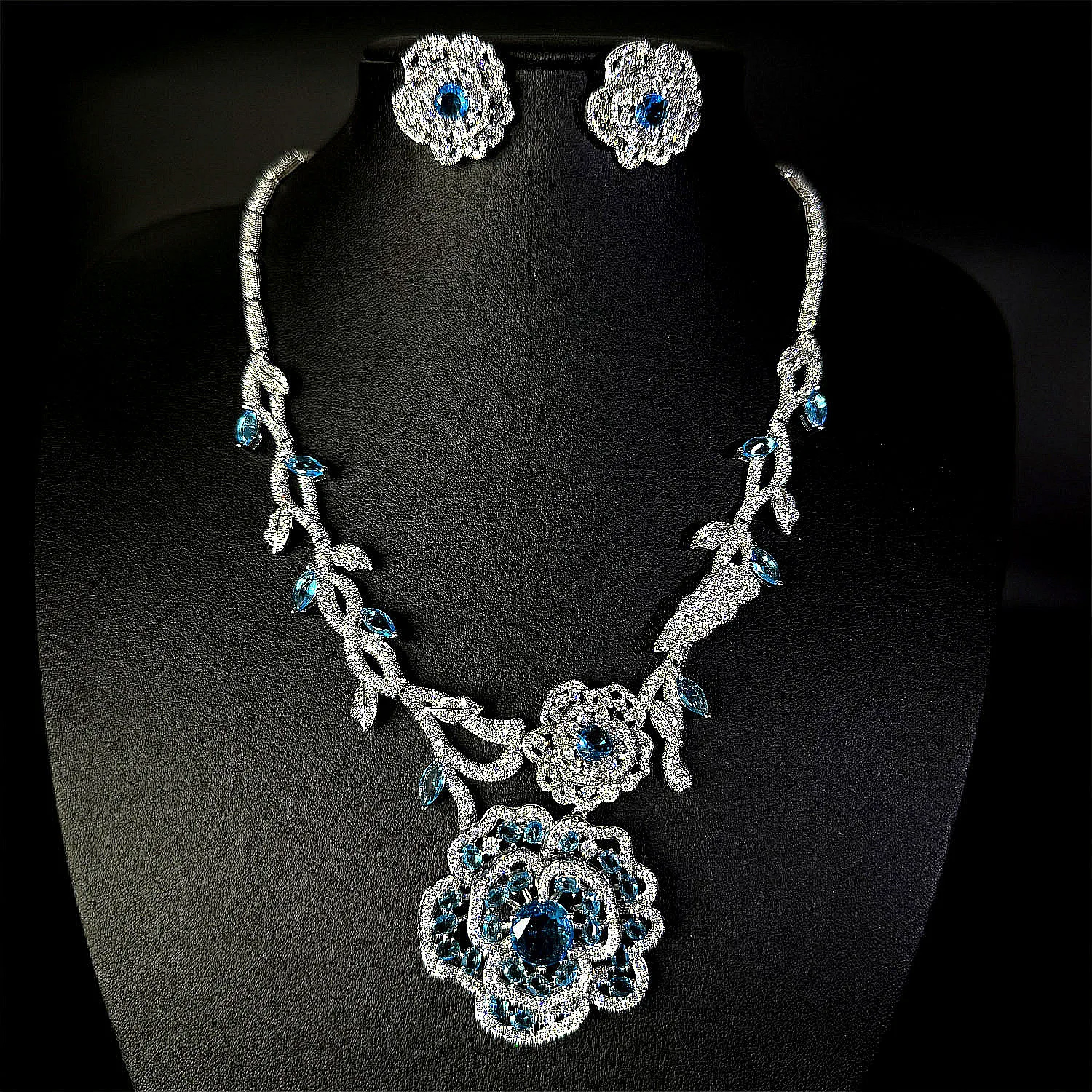 Summer 2026 High-end Women's Zircon pendant jewelry Set, Light Luxury Evening Earrings, Necklace, Wedding Accessories