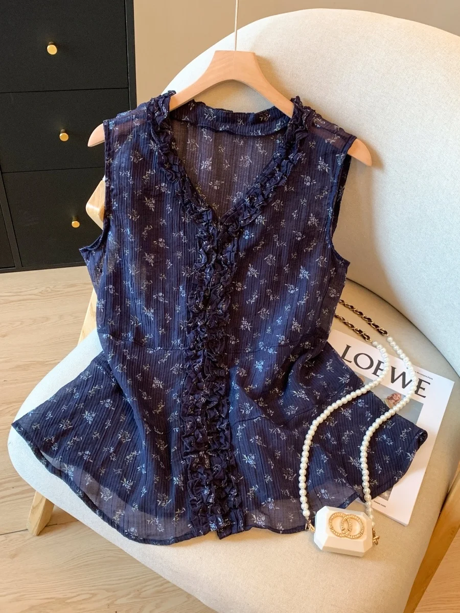 

Floral Lace Trim V-Neck Sleeveless Loose Lightweight Women's Shirt Summer New Style French Style Casual Fashion Top